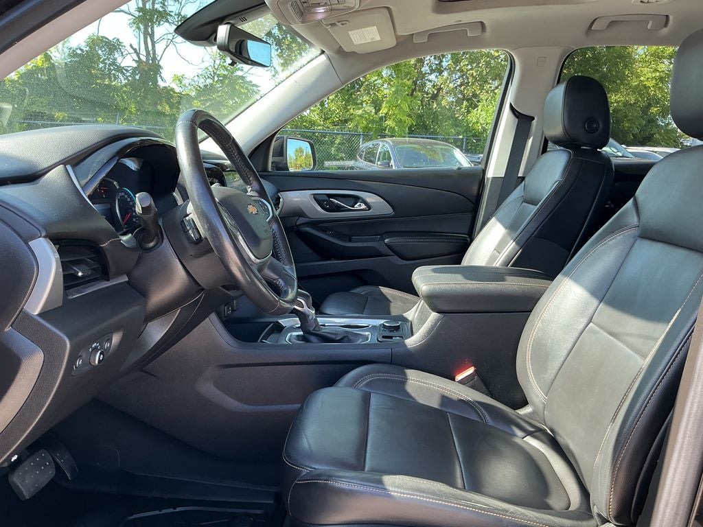 2021 Chevrolet Traverse LT Leather