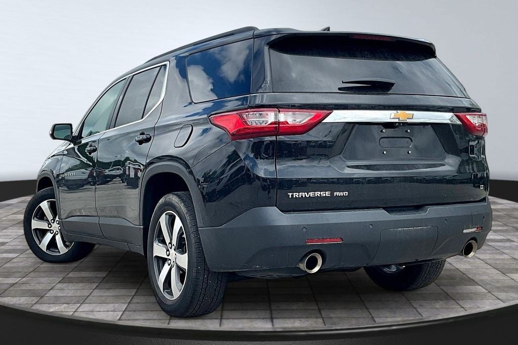 2021 Chevrolet Traverse LT Leather
