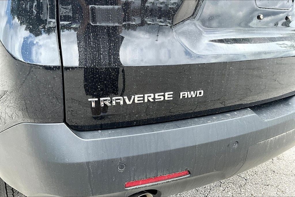 2021 Chevrolet Traverse LT Leather