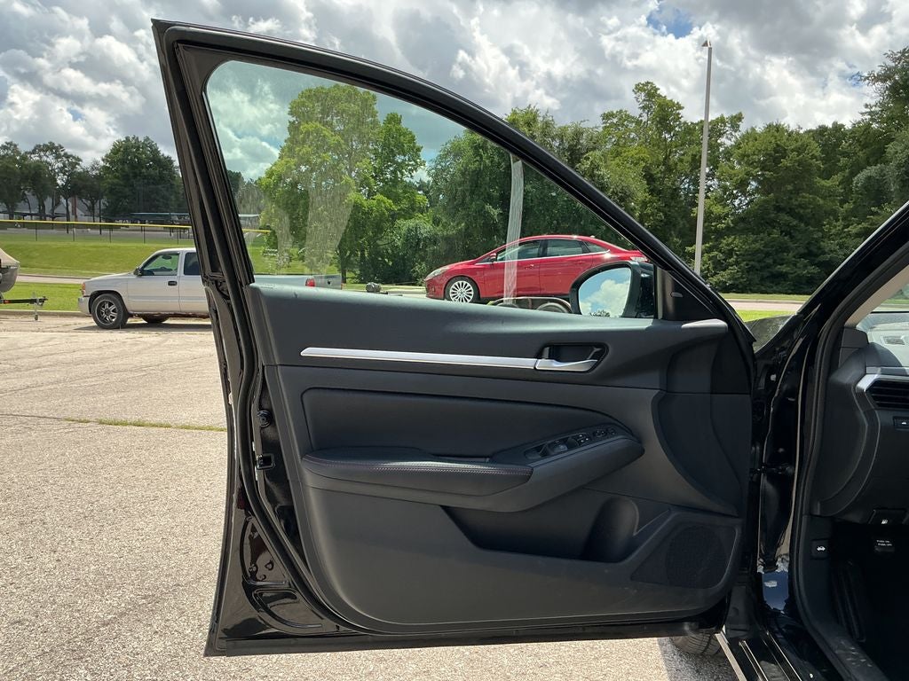2026 Nissan Altima 2.5 SR