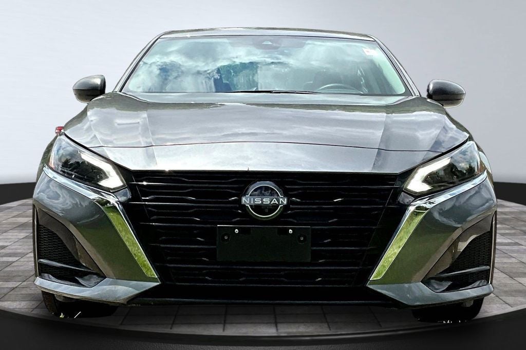 Used 2025 Nissan Altima SV with VIN 1N4BL4DV7SN349049 for sale in Kansas City