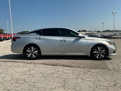 2022 Nissan Altima 2.5 SL