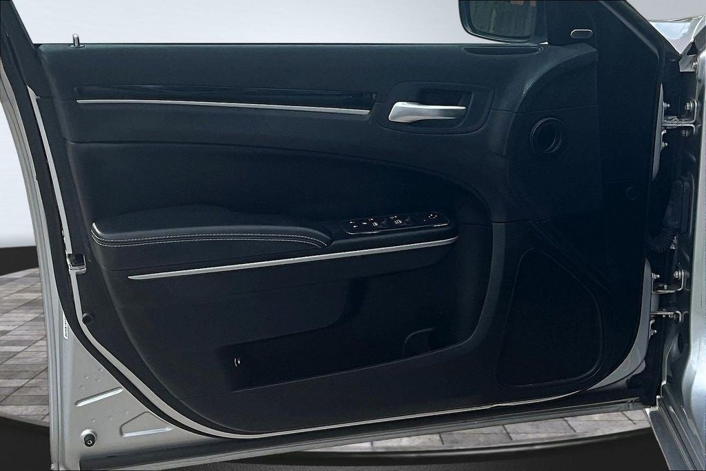 2020 Chrysler 300 S