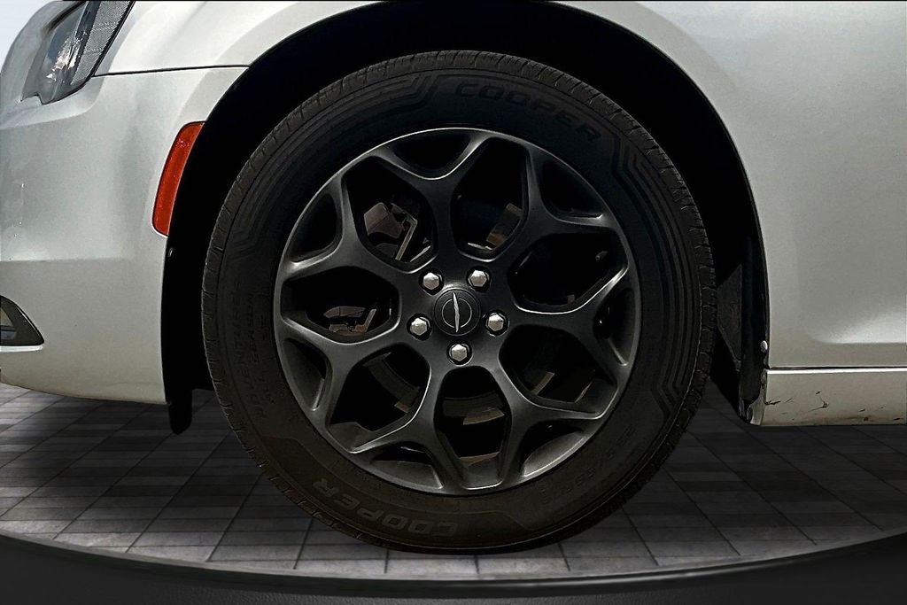 2020 Chrysler 300 S