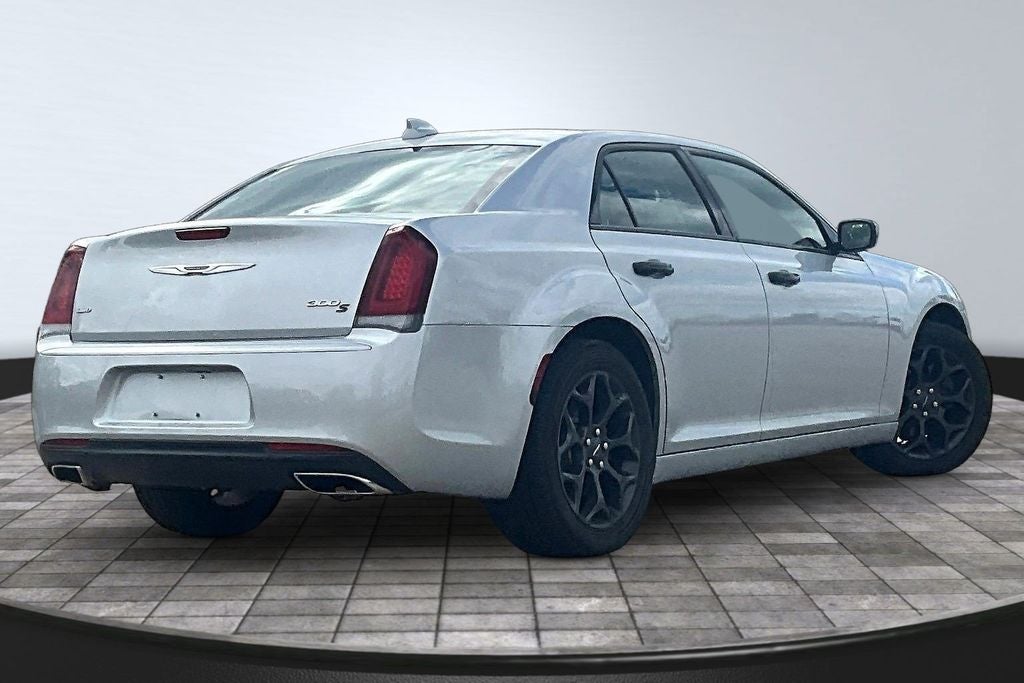 2020 Chrysler 300 S
