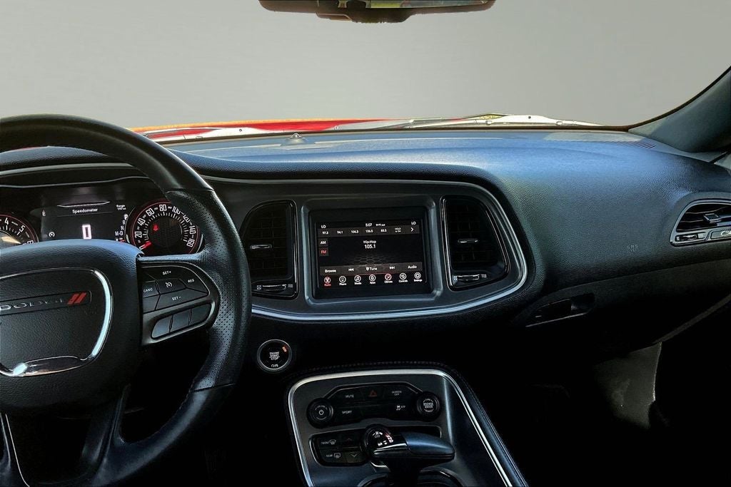2022 Dodge Challenger SXT