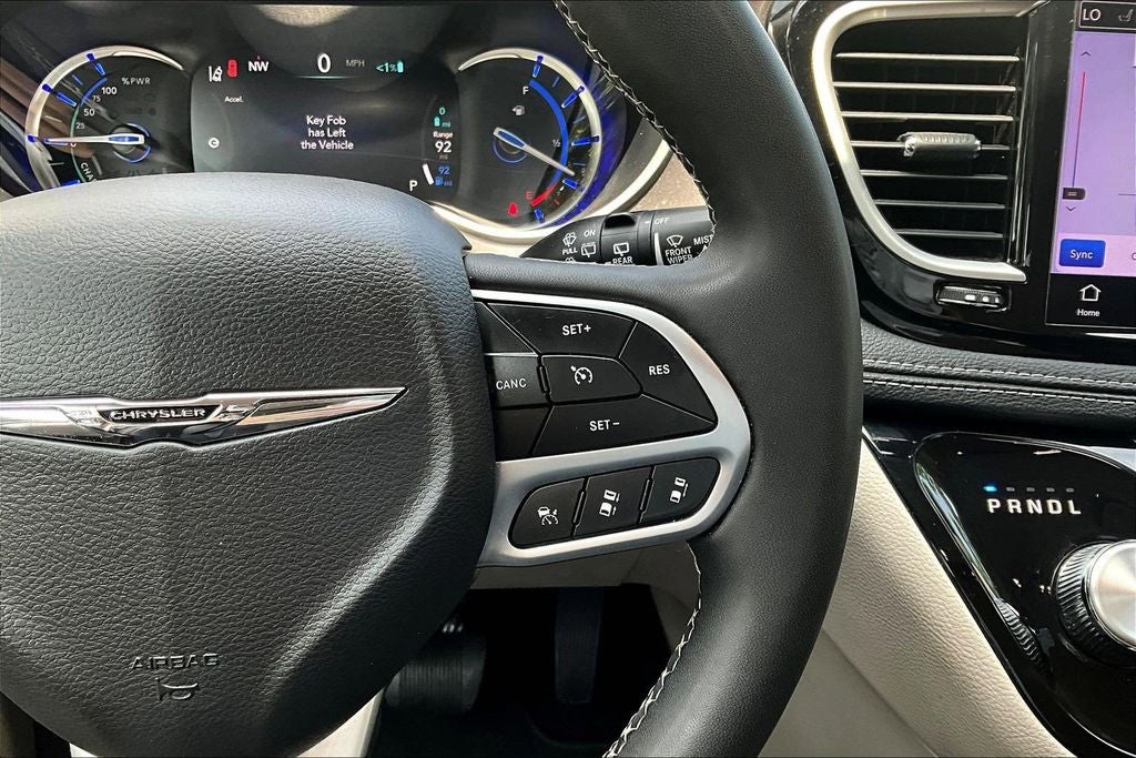 2023 Chrysler Pacifica Hybrid Touring L