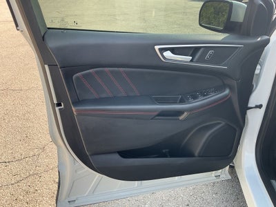 2022 Ford Edge ST Line