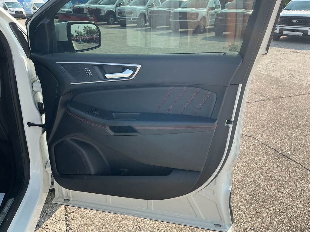 2022 Ford Edge ST Line