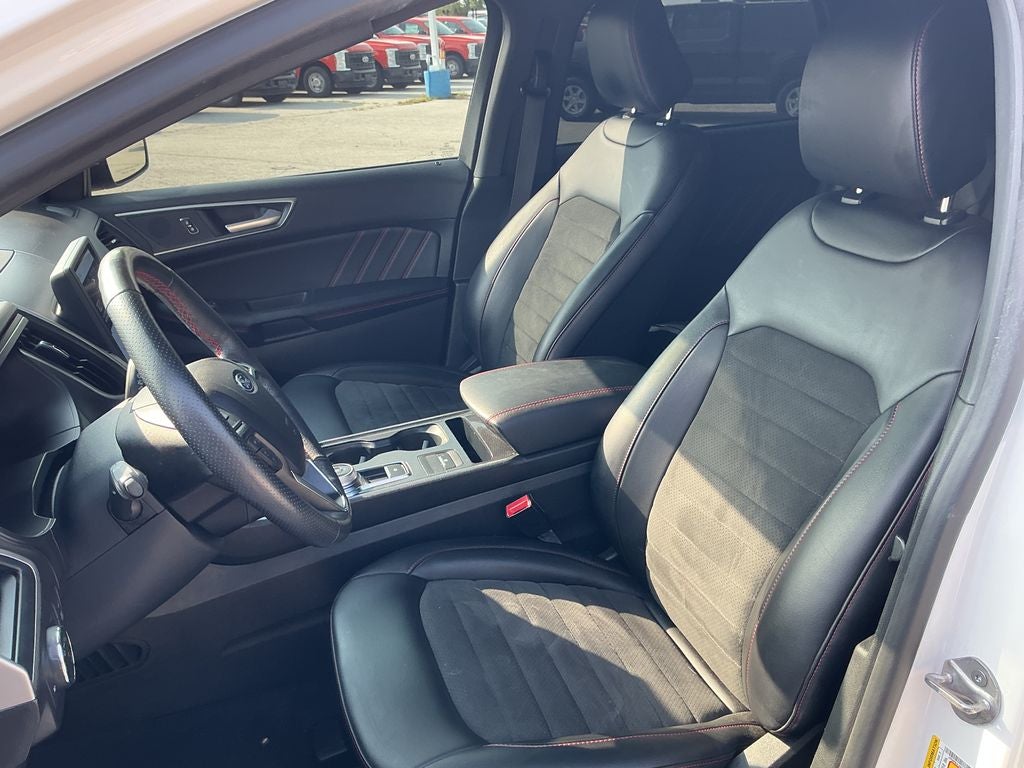 2022 Ford Edge ST Line