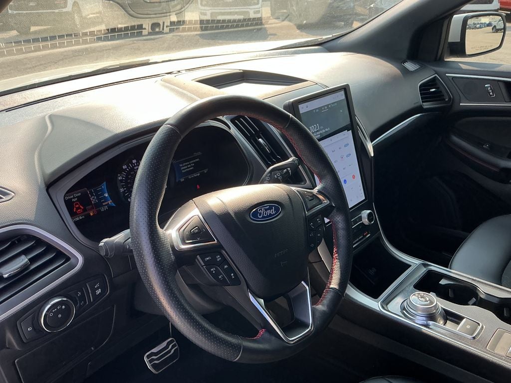 2022 Ford Edge ST Line