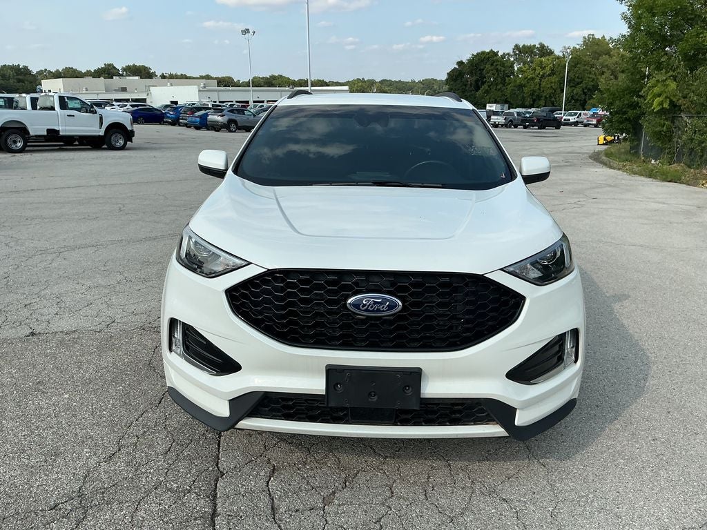 2022 Ford Edge ST Line