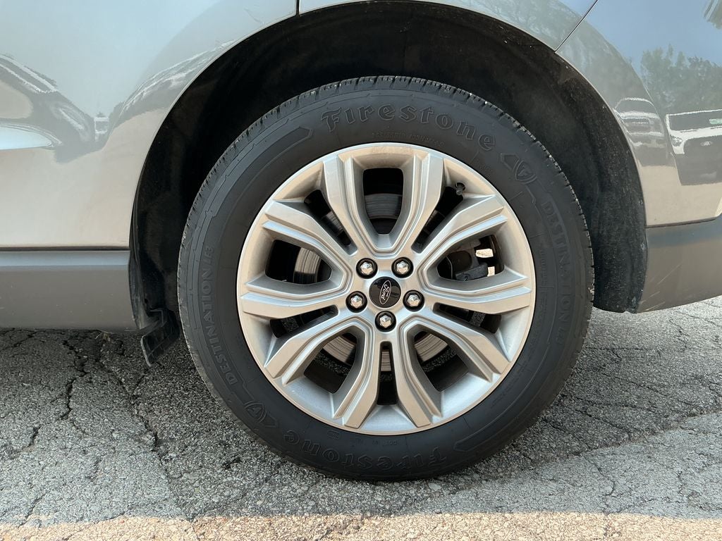 2023 Ford Edge Titanium