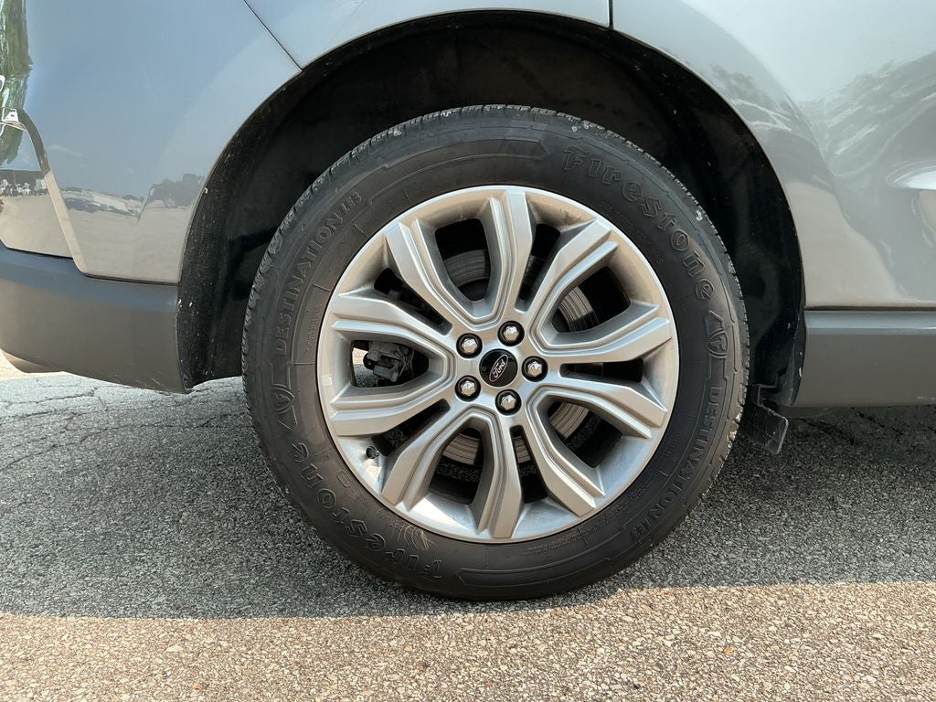 2023 Ford Edge Titanium