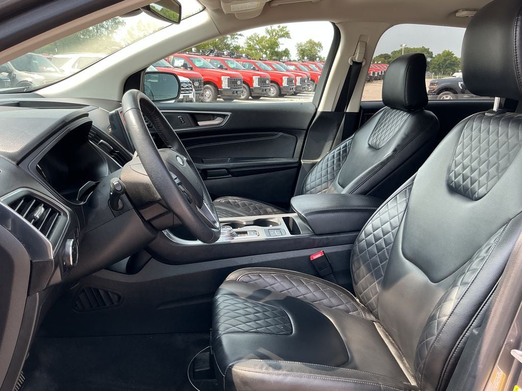 2023 Ford Edge Titanium