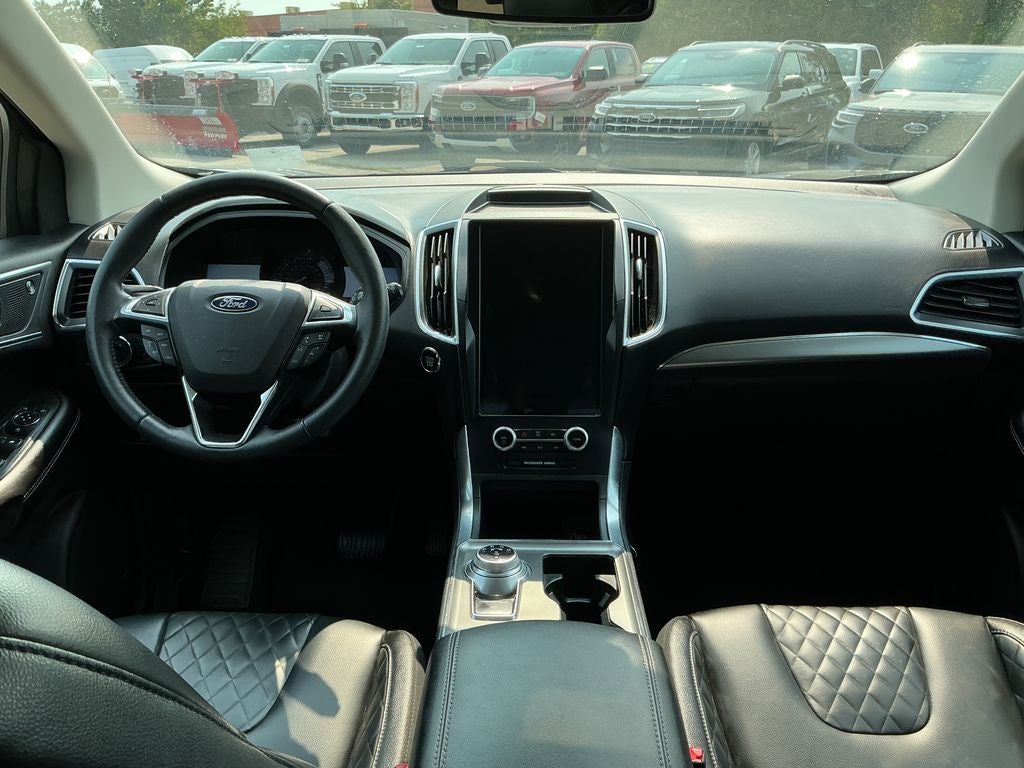 2023 Ford Edge Titanium