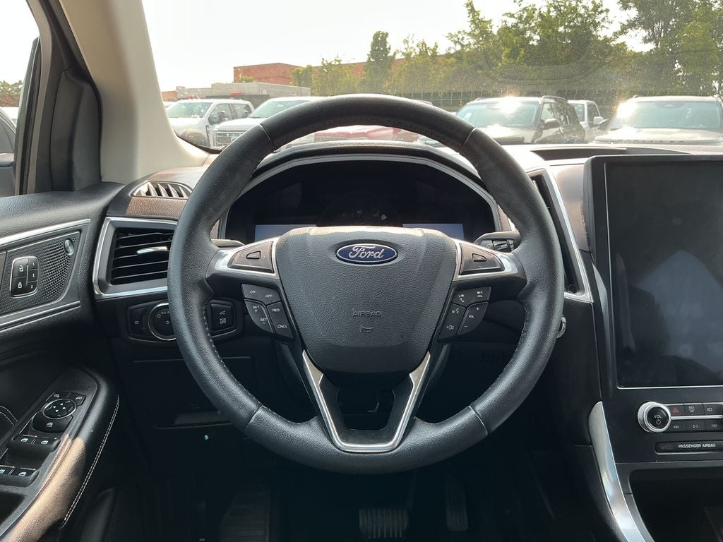 2023 Ford Edge Titanium