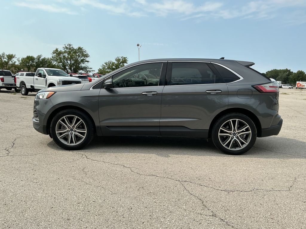 2022 Ford Edge Titanium