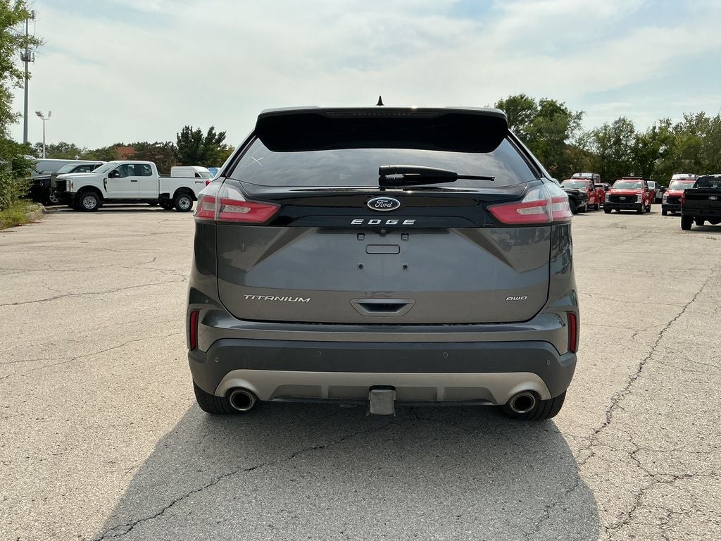 2022 Ford Edge Titanium