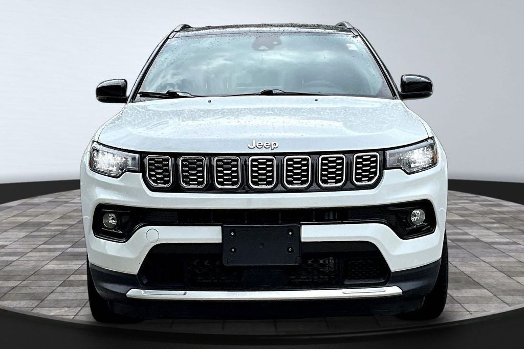 Used 2025 Jeep Compass Limited with VIN 3C4NJDCN9ST523914 for sale in Kansas City
