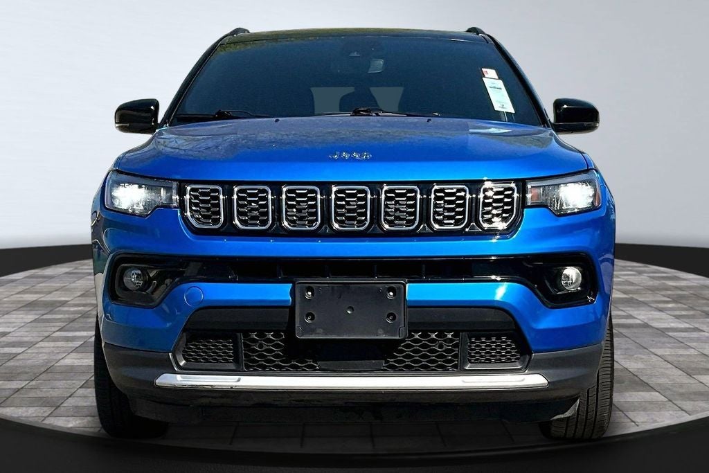 Used 2025 Jeep Compass Limited with VIN 3C4NJDCNXST511044 for sale in Kansas City
