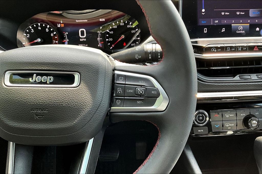 2025 Jeep Compass Trailhawk
