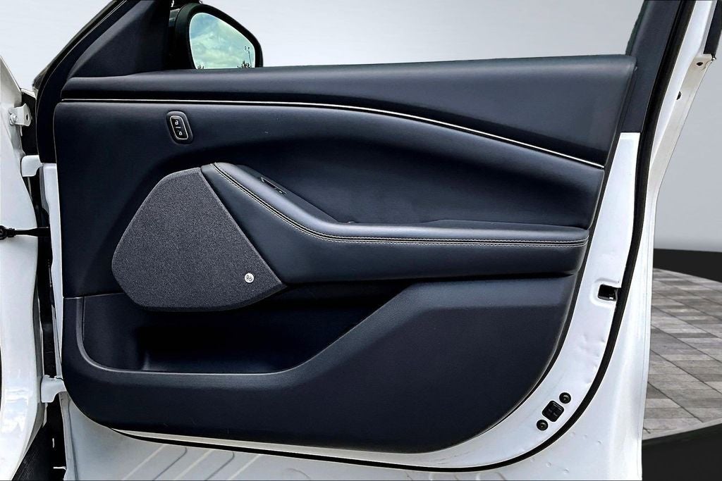 2022 Ford Mustang Mach-E Premium