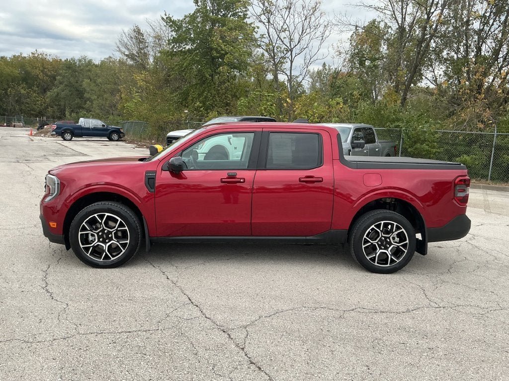 Used 2025 Ford Maverick Lariat with VIN 3FTTW8S32SRA19282 for sale in Kansas City
