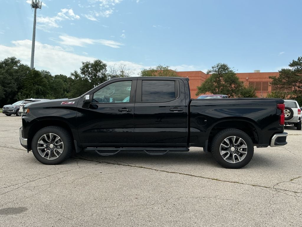 Used 2020 Chevrolet Silverado 1500 LT with VIN 3GCUYDED9LG439646 for sale in Kansas City