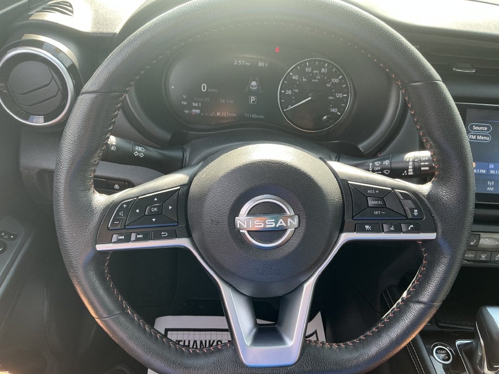 2023 Nissan Kicks SR
