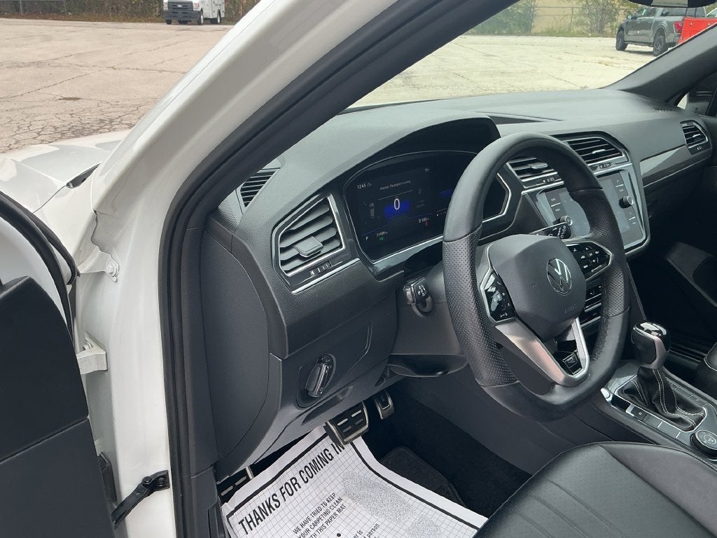 2022 Volkswagen Tiguan 2.0T SE R-Line Black