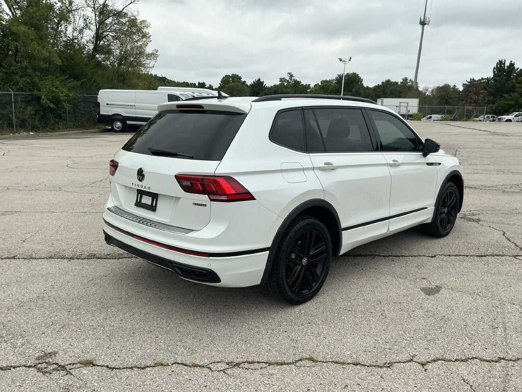 2022 Volkswagen Tiguan 2.0T SE R-Line Black