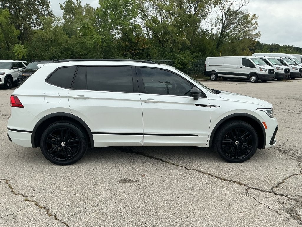 2022 Volkswagen Tiguan 2.0T SE R-Line Black