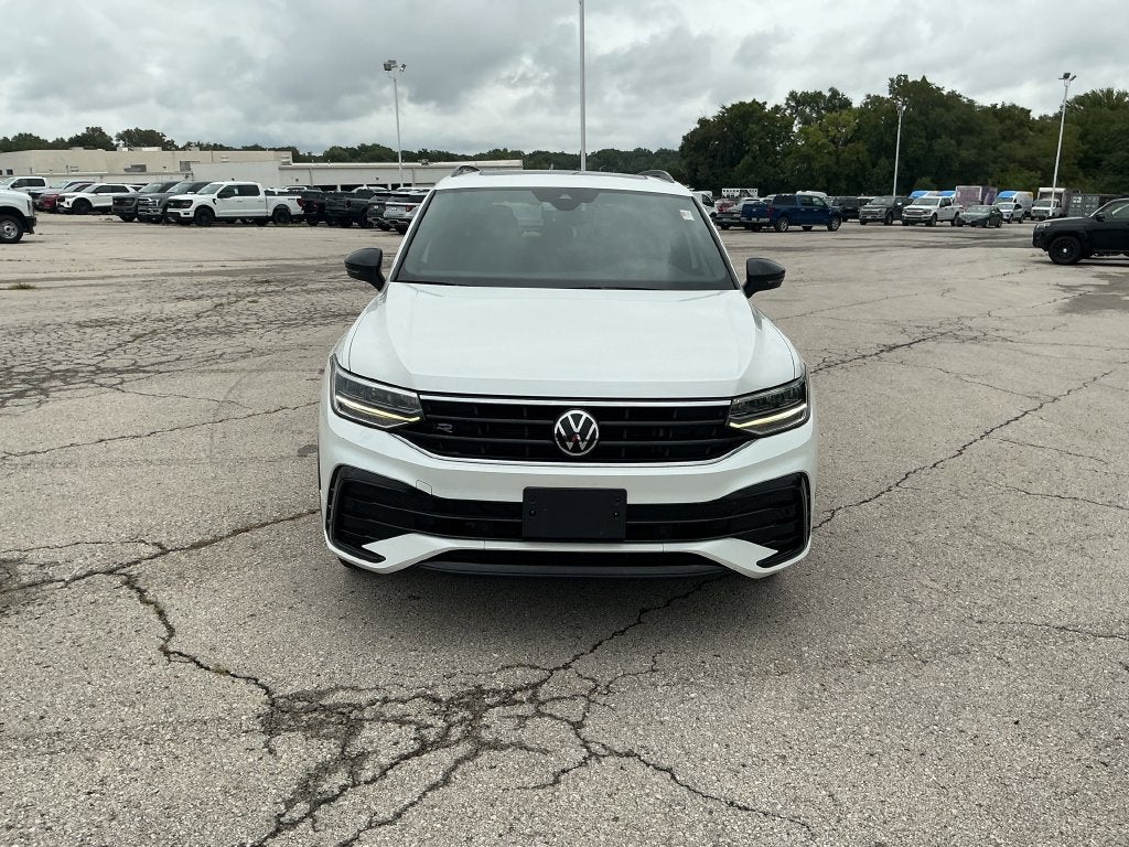 2022 Volkswagen Tiguan 2.0T SE R-Line Black