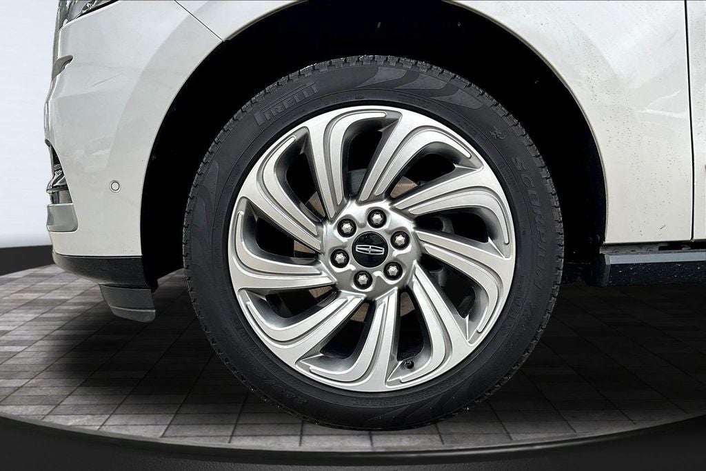 2023 Lincoln Navigator L Reserve