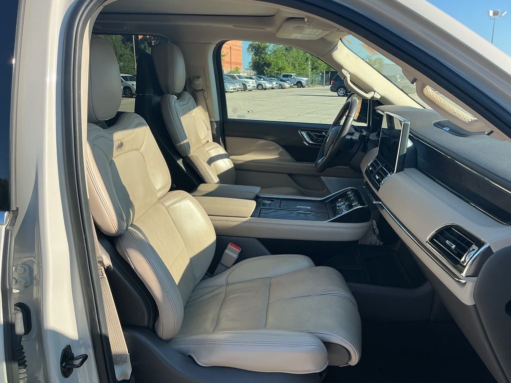 2023 Lincoln Navigator L Reserve