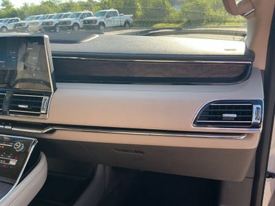 2023 Lincoln Navigator L Reserve