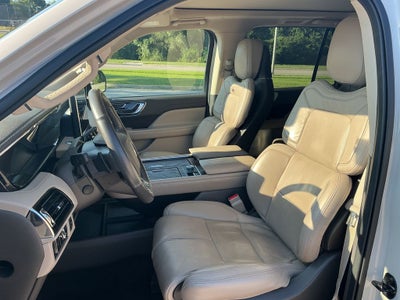 2023 Lincoln Navigator L Reserve
