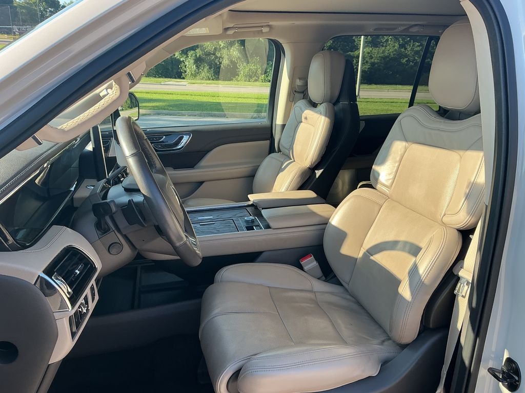 2023 Lincoln Navigator L Reserve