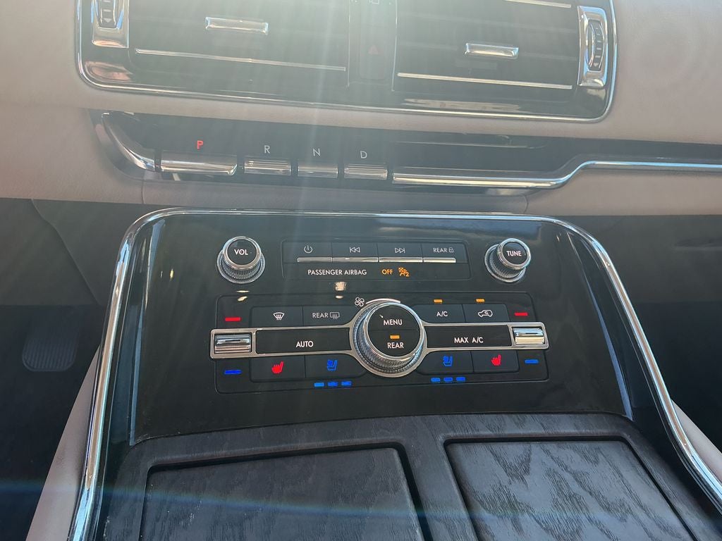 2023 Lincoln Navigator L Reserve