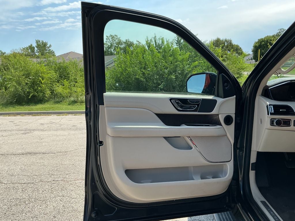 2021 Lincoln Navigator L Reserve
