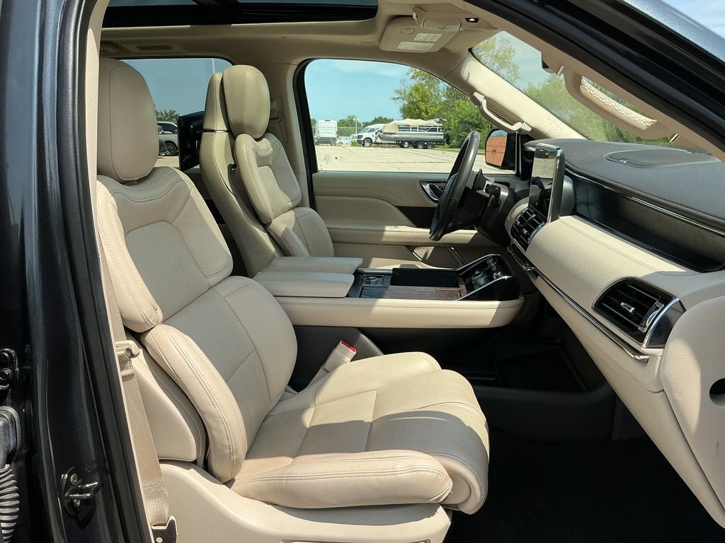 2021 Lincoln Navigator L Reserve