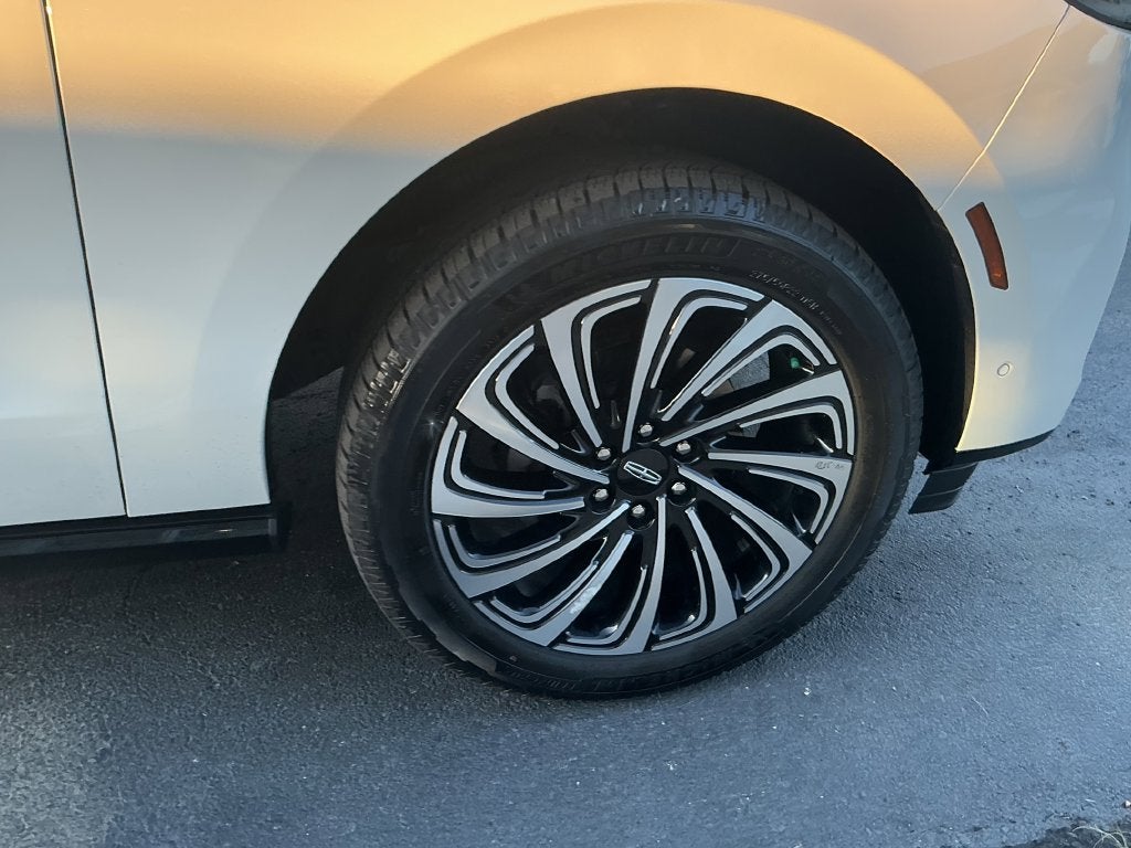 2025 Lincoln Navigator L Black Label