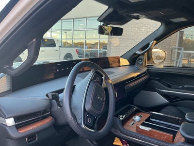 2025 Lincoln Navigator L Black Label