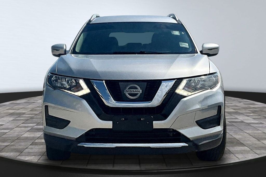 Used 2017 Nissan Rogue SV with VIN 5N1AT2MV9HC885396 for sale in Kansas City