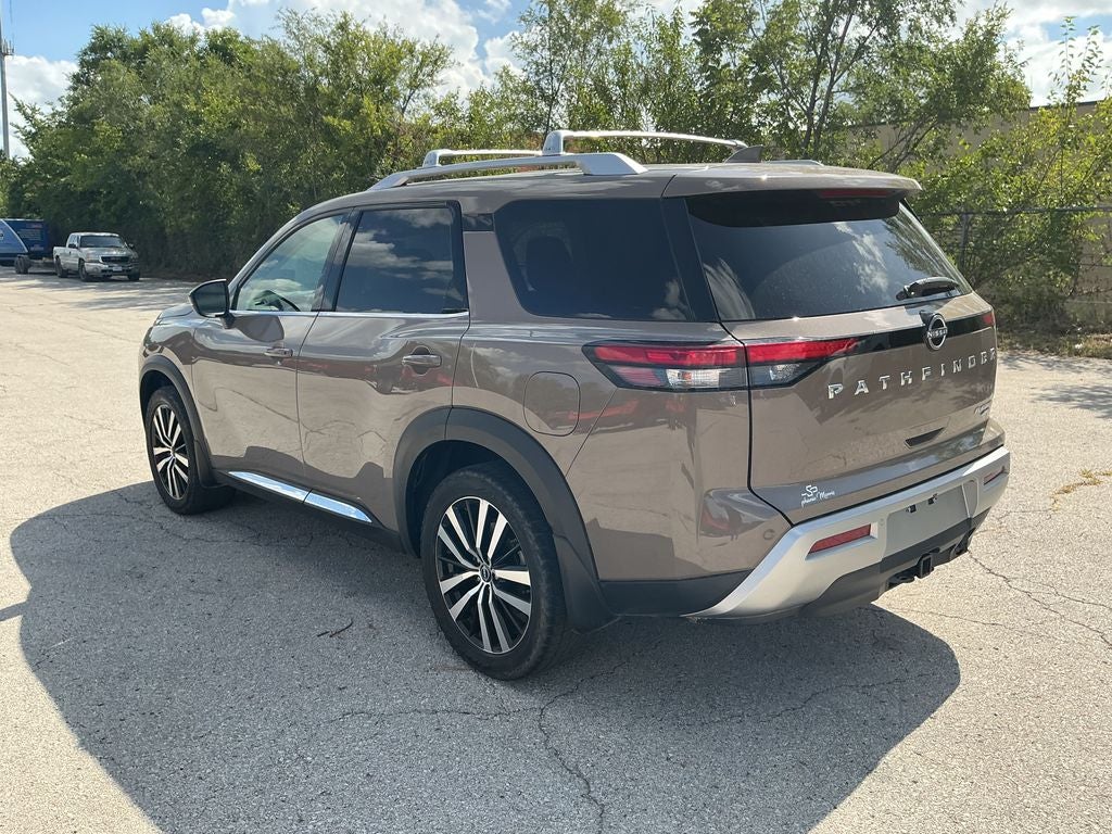 2023 Nissan Pathfinder Platinum