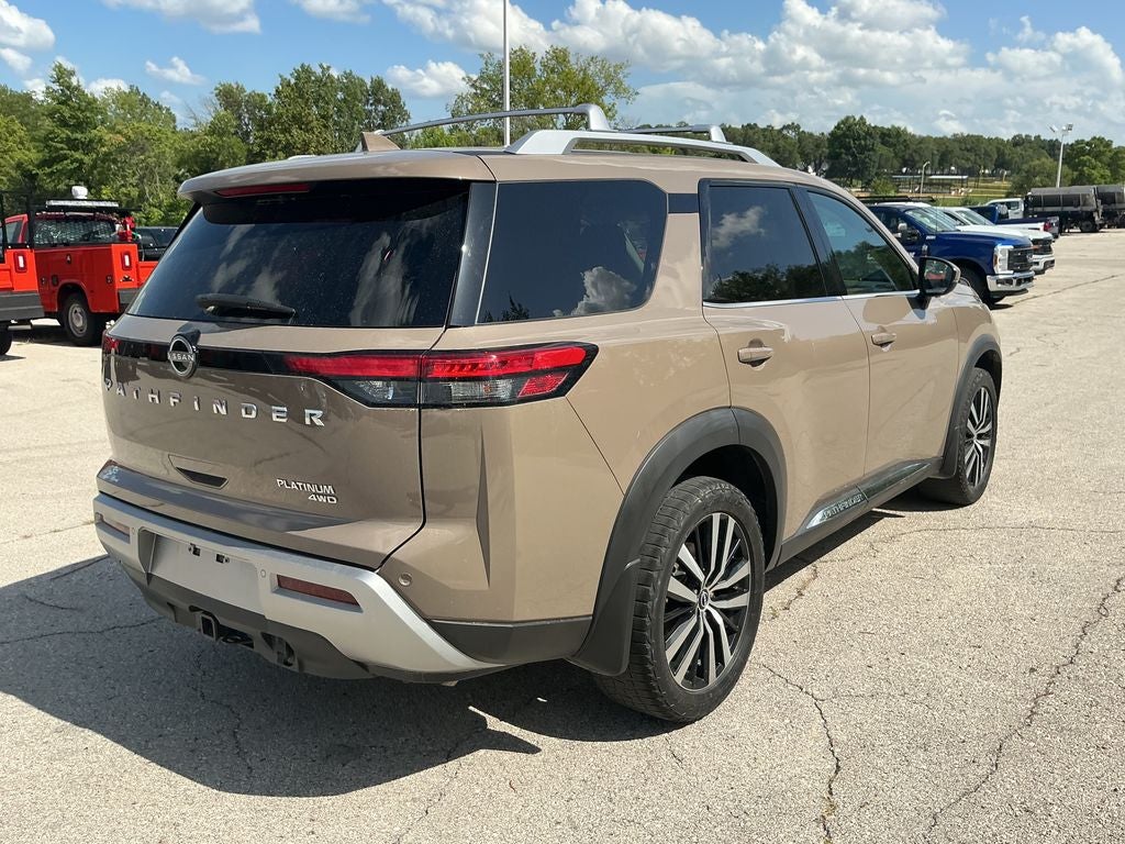 2023 Nissan Pathfinder Platinum