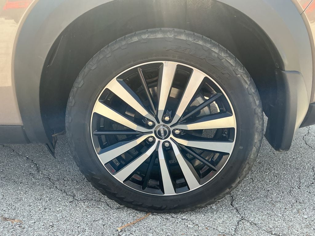2023 Nissan Pathfinder Platinum