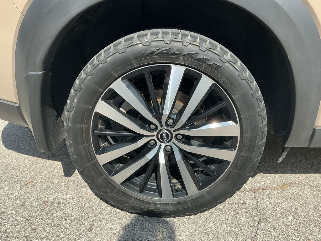 2023 Nissan Pathfinder Platinum