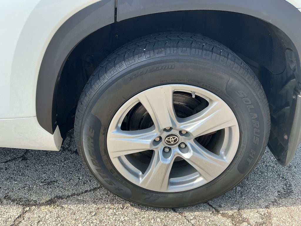 2022 Toyota Highlander Hybrid LE